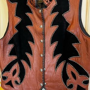 Diamond Leather Vest USA Size 14 Brown/Black with silver colored studs & fringe